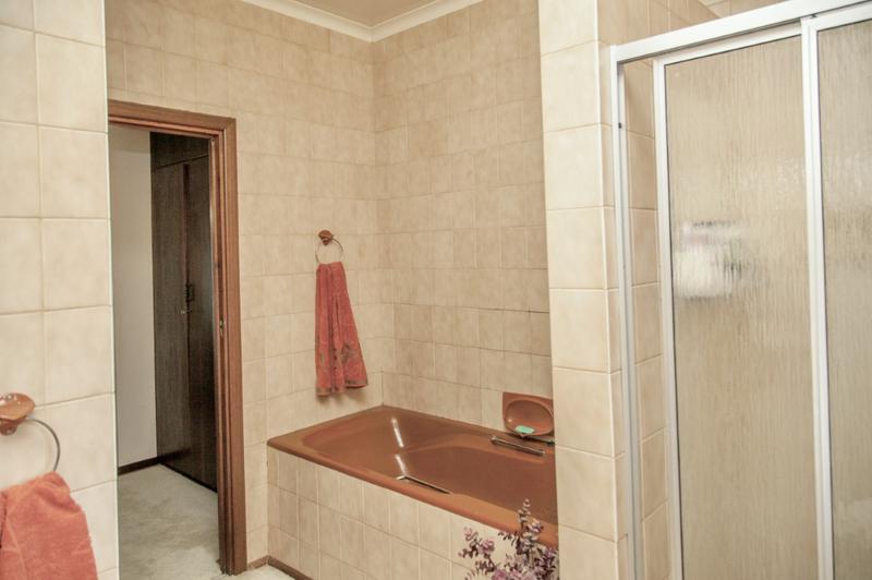 To Let 5 Bedroom Property for Rent in Douglas Northern Cape